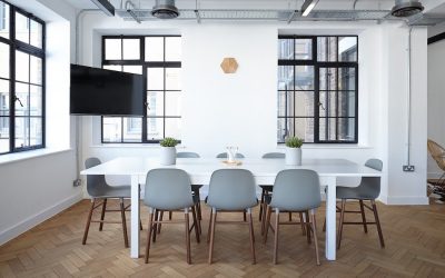 Dit zijn de voordelen van een grote eettafel